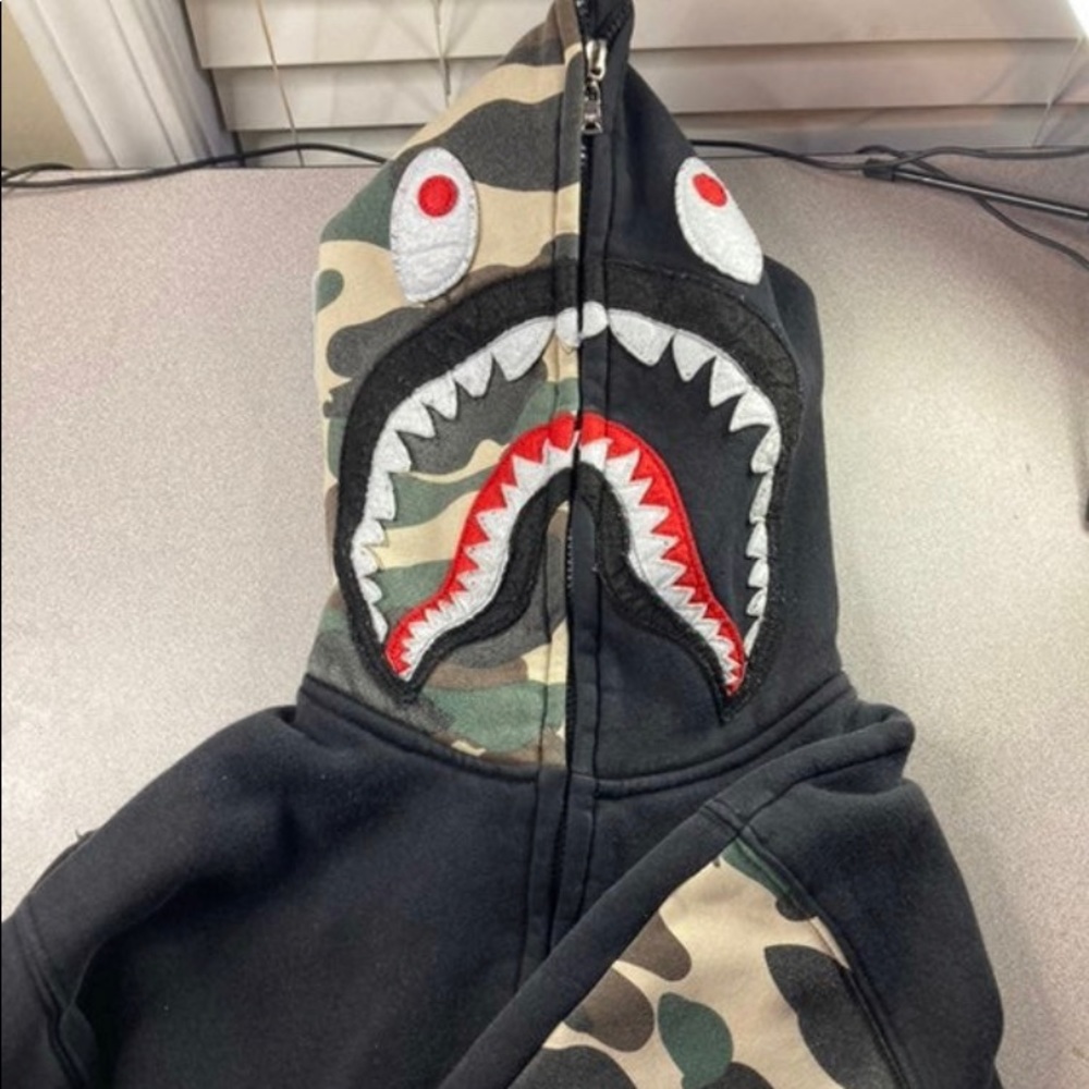 Bape Jacket - Picture 3 of 7